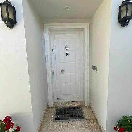 London By Luxury Group