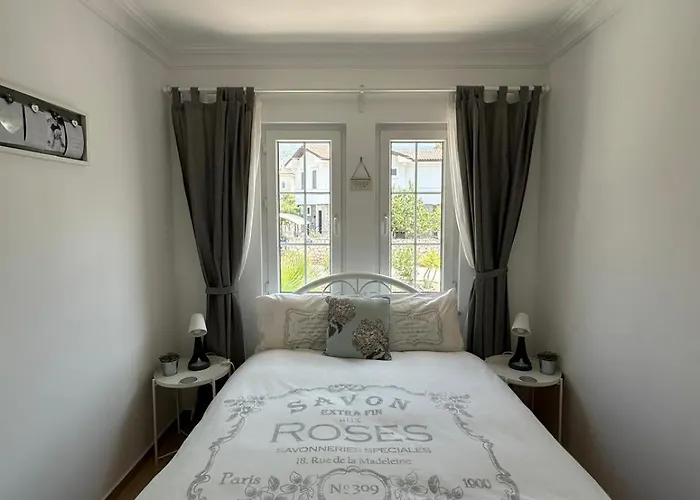 London By Luxury Group